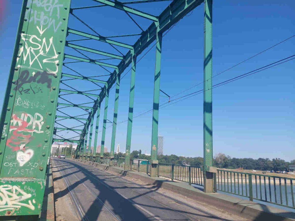 Car and tram lanes on the bridge