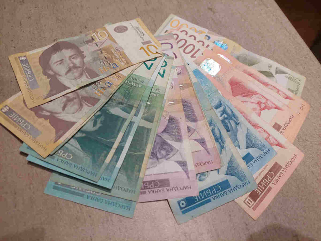 Serbian bank notes