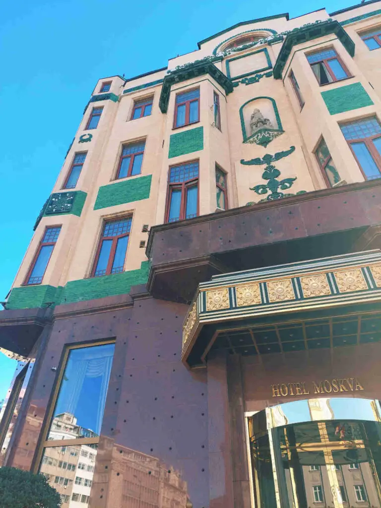 Hotel Moskva up close
